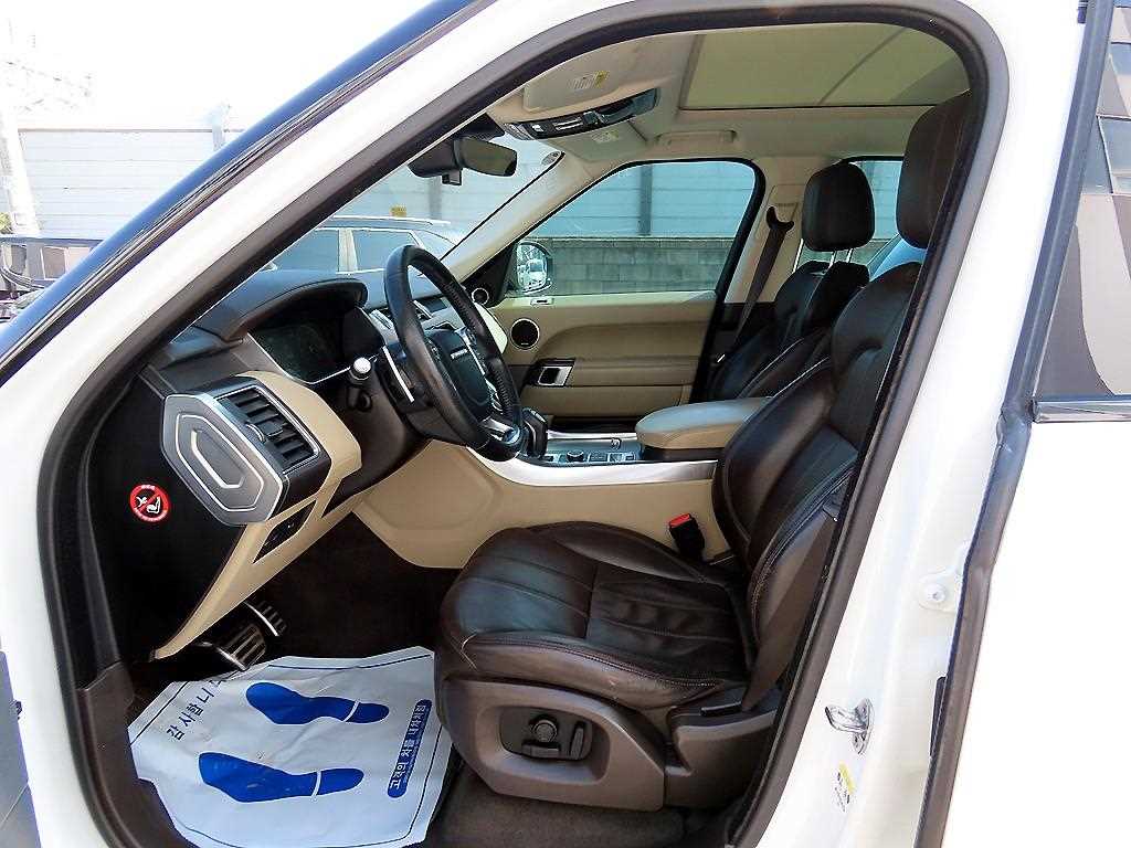 Land Rover Range Rover Sports - Vista 5