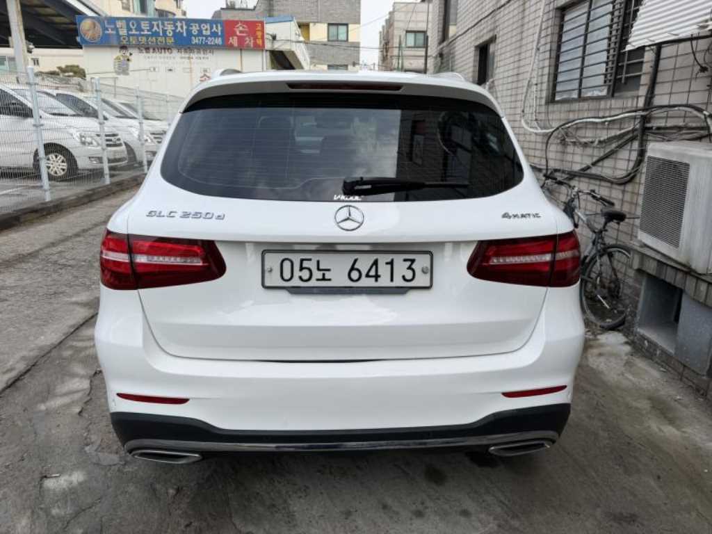 Mercedes Benz GLC Class - Vista 2