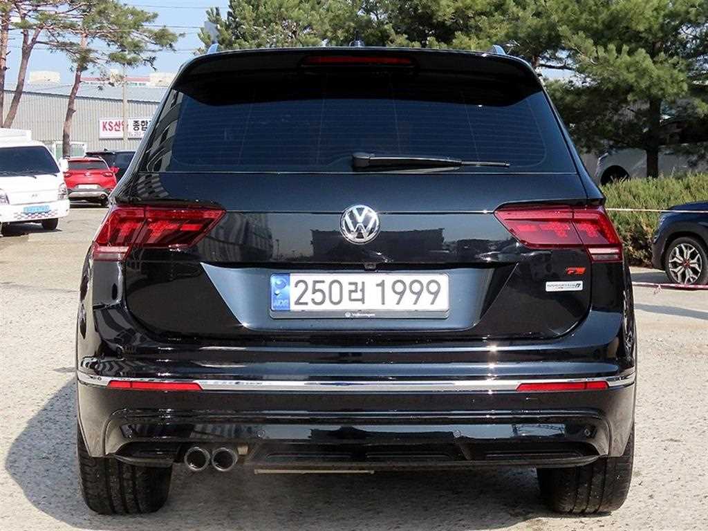 Volkswagen Tiguan - Vista 4