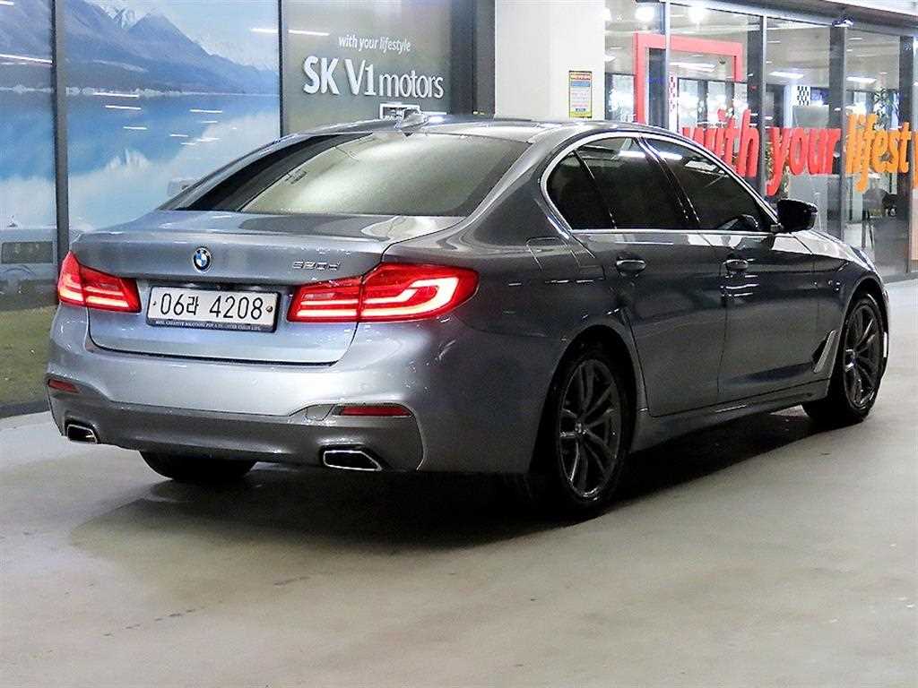 BMW 5 Series - Vista 4