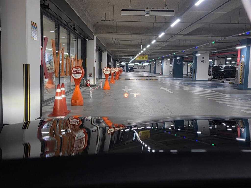 BMW 5 Series 2023 Negro - Importación desde Corea - HF Imports Iquique - Foto 16