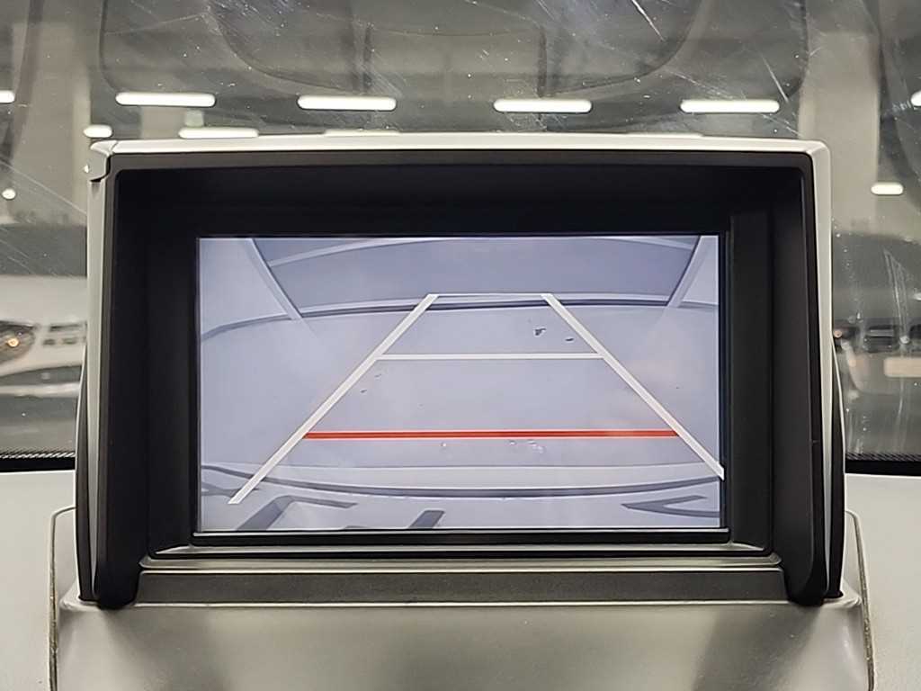 Ssangyong Tivoli 2016 Blanco - Importación desde Corea - HF Imports Iquique - Foto 14