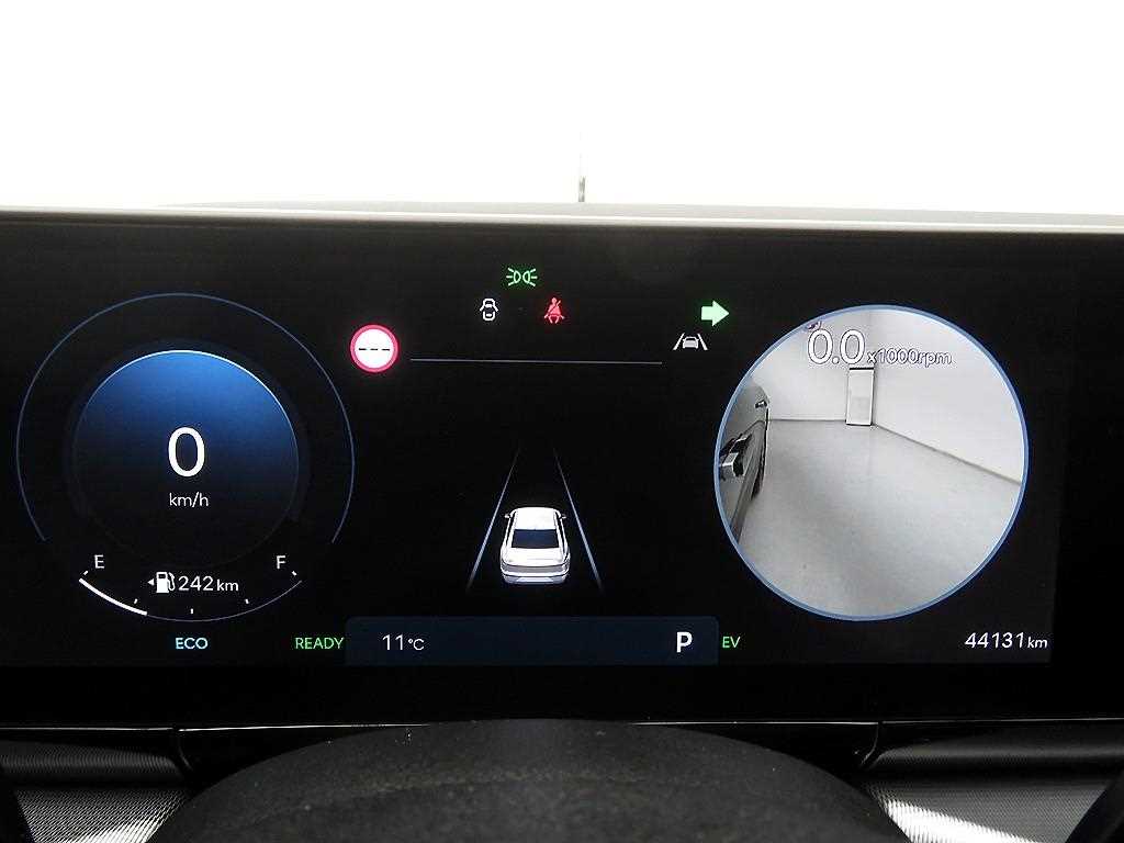 HYUNDAI Grandeur - Vista 11