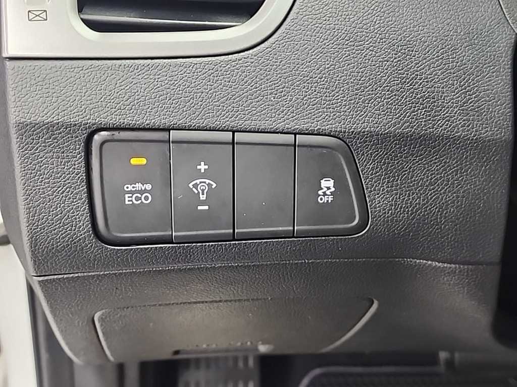 HYUNDAI Avante 2012 Blanco - Importación desde Corea - HF Imports Iquique - Foto 18