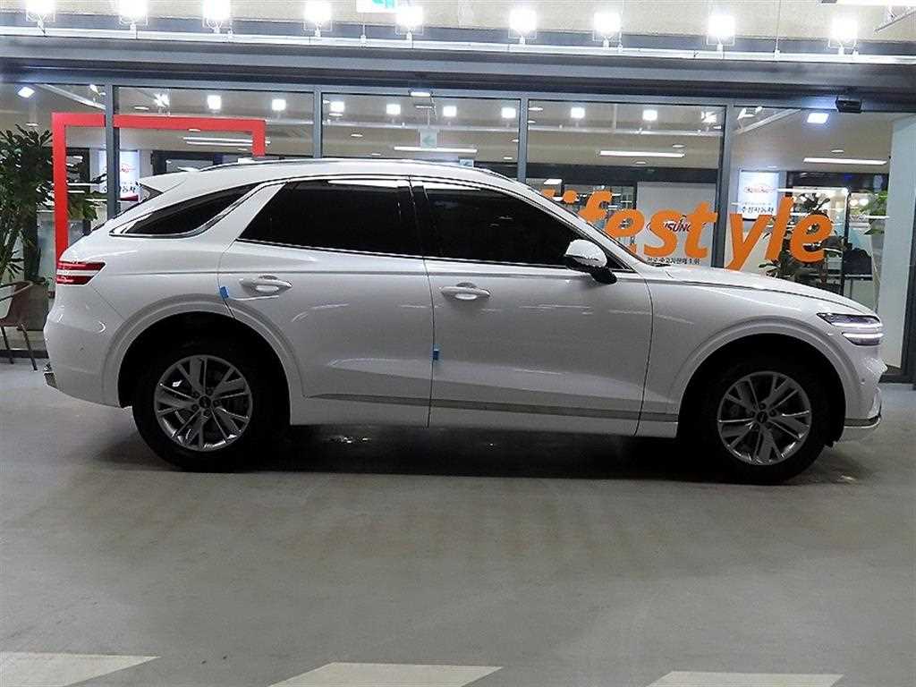 Genesis GV70 - Vista 3