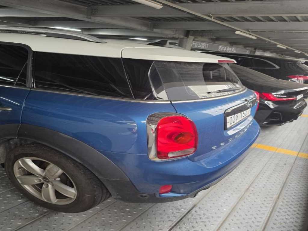 Mini Countryman - Vista 5