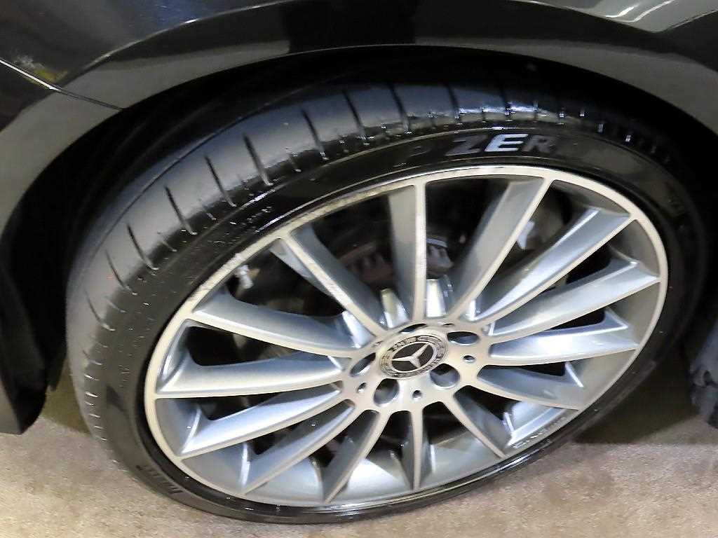 Mercedes Benz E class 2021 Negro - Importación desde Corea - HF Imports Iquique - Foto 20