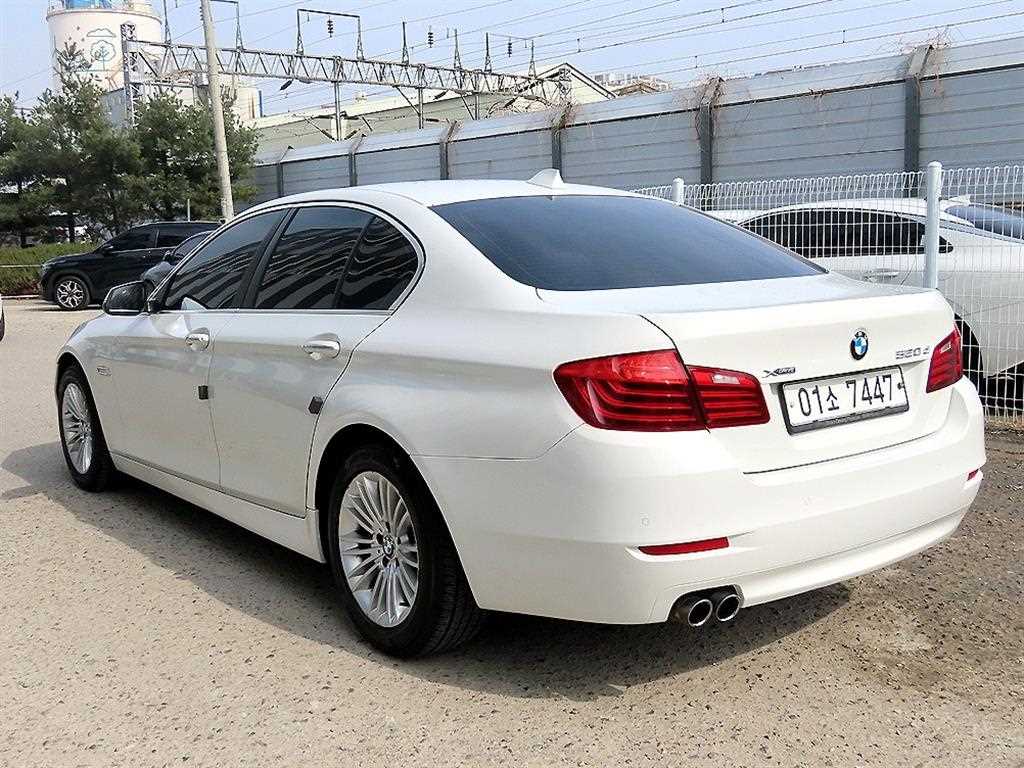 BMW 5 Series - Vista 3