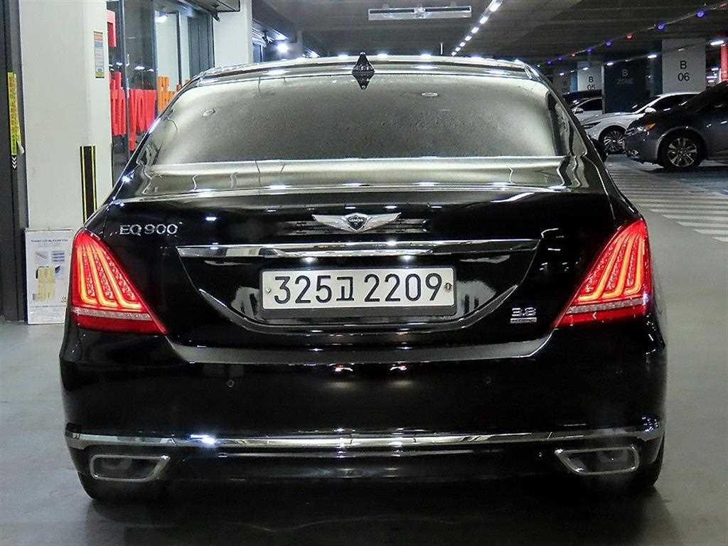 Genesis EQ900 - Vista 5