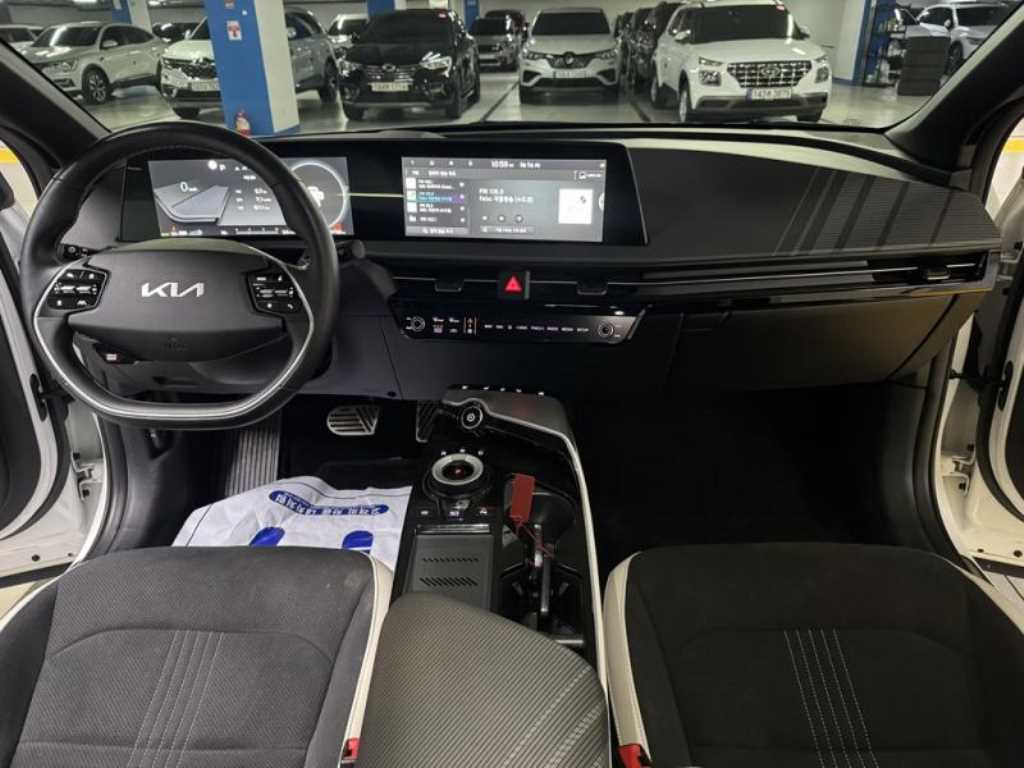 KIA EV6 - Vista 6