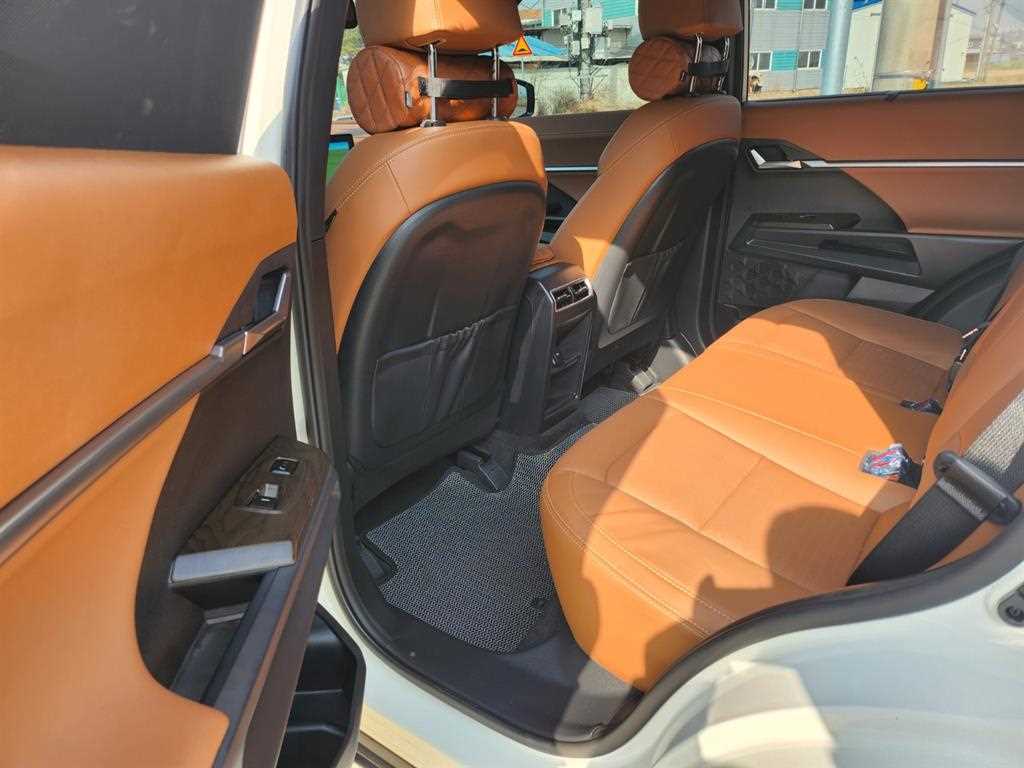 Ssangyong Torres - Vista 11