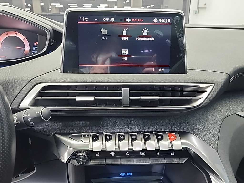 Peugeot 5008 - Vista 10