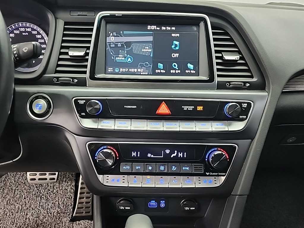 HYUNDAI Sonata - Vista 10