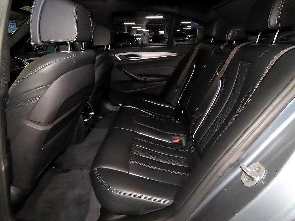 BMW 5 Series - Vista 7