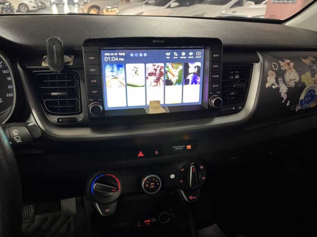 KIA Stonic - Vista 6