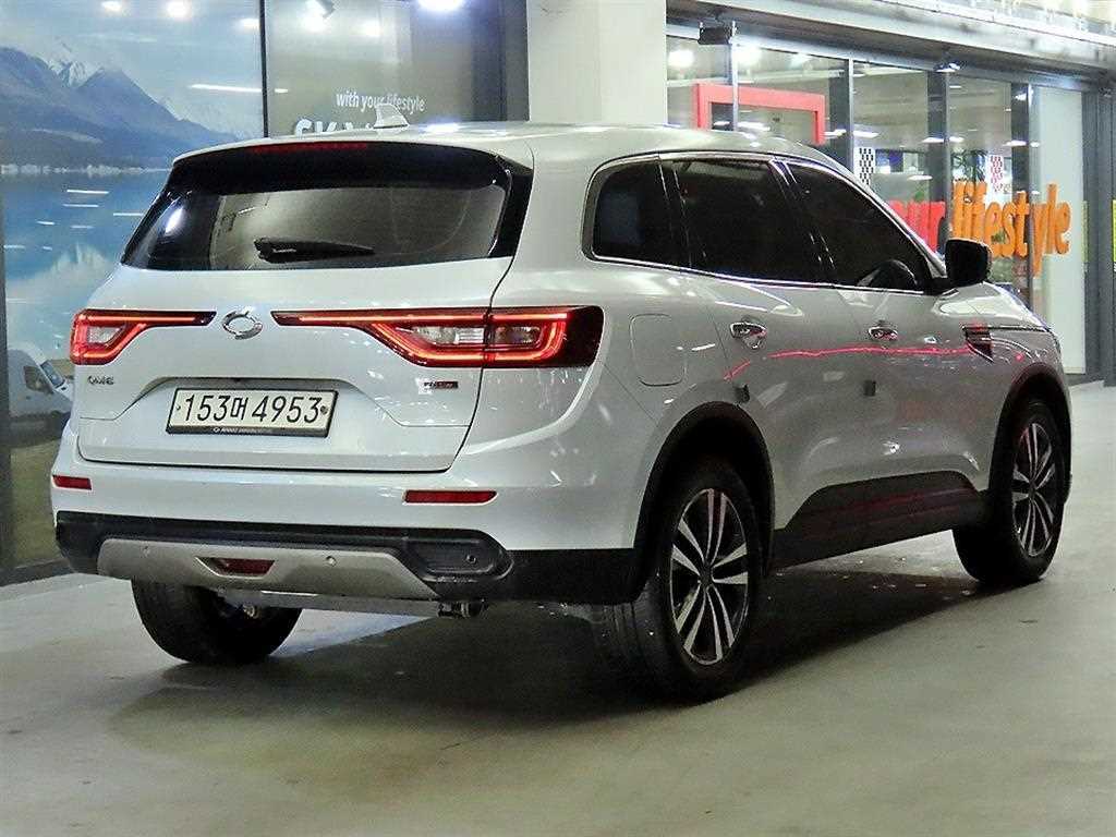 SAMSUNG QM6 - Vista 4