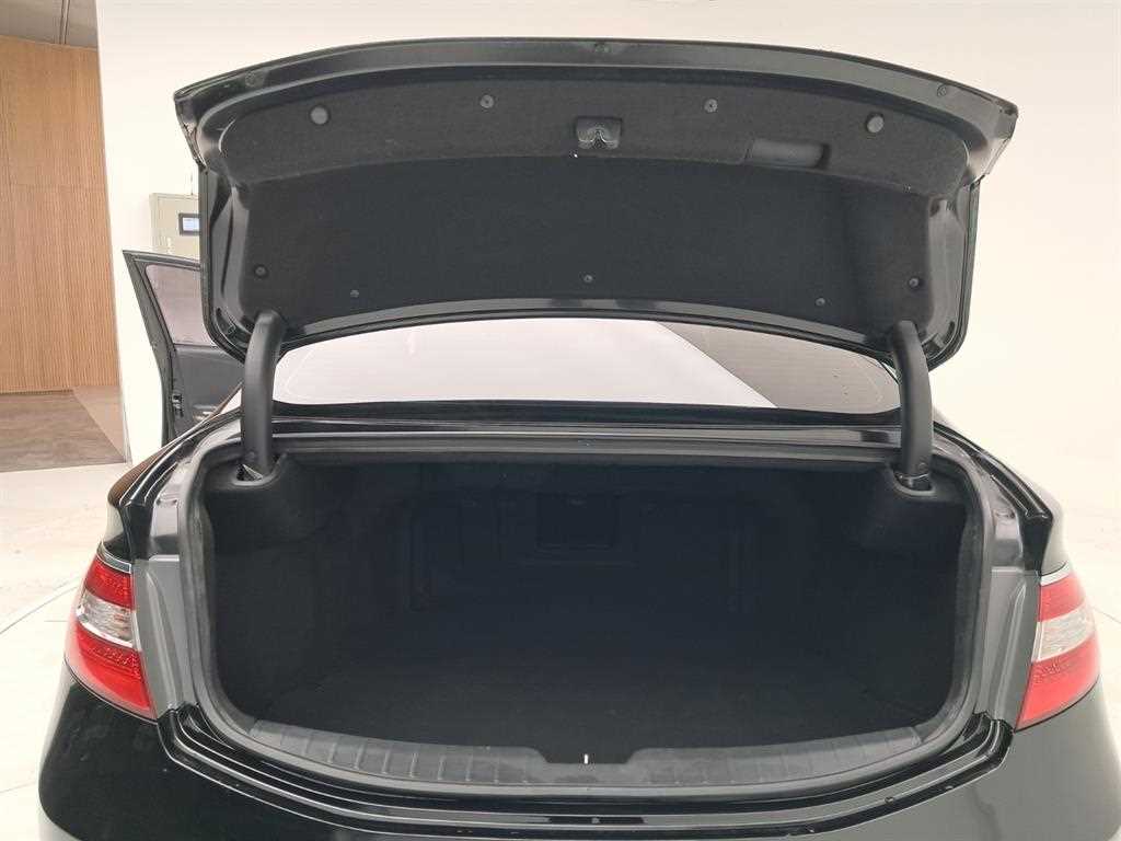 HYUNDAI Grandeur 2017 Negro - Importación desde Corea - HF Imports Iquique - Foto 18