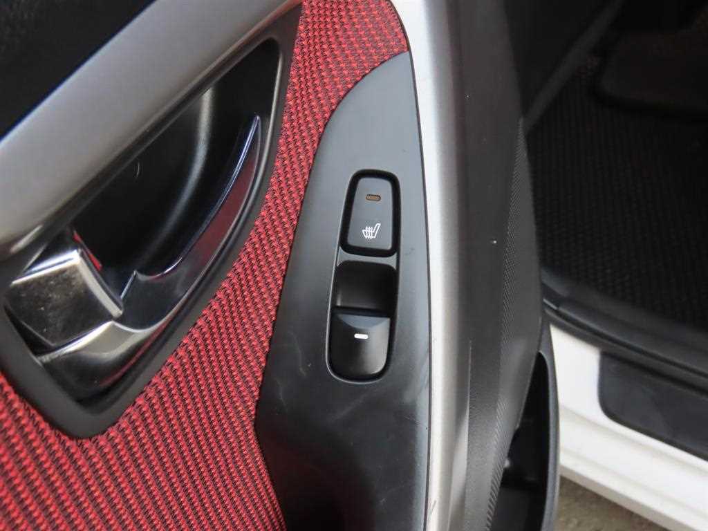 HYUNDAI Avante - Vista 6