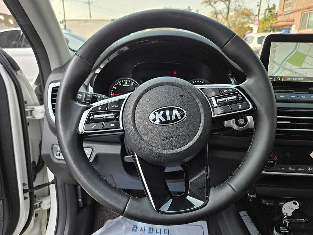 KIA Seltos - Vista 7