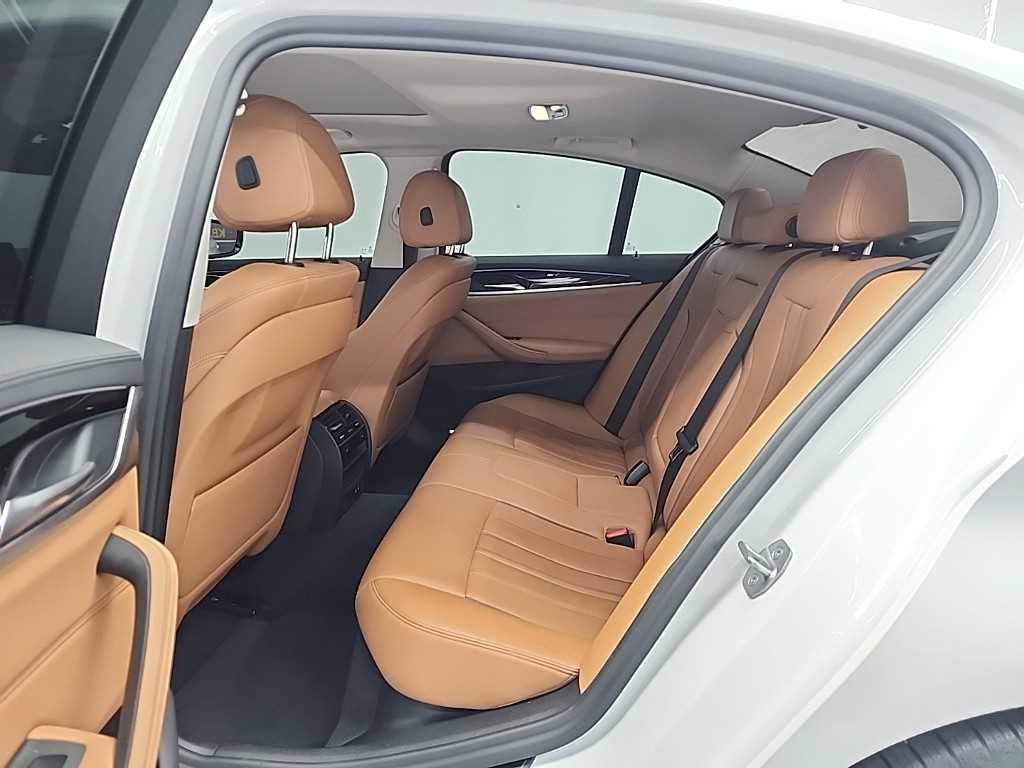 BMW 5 Series - Vista 12