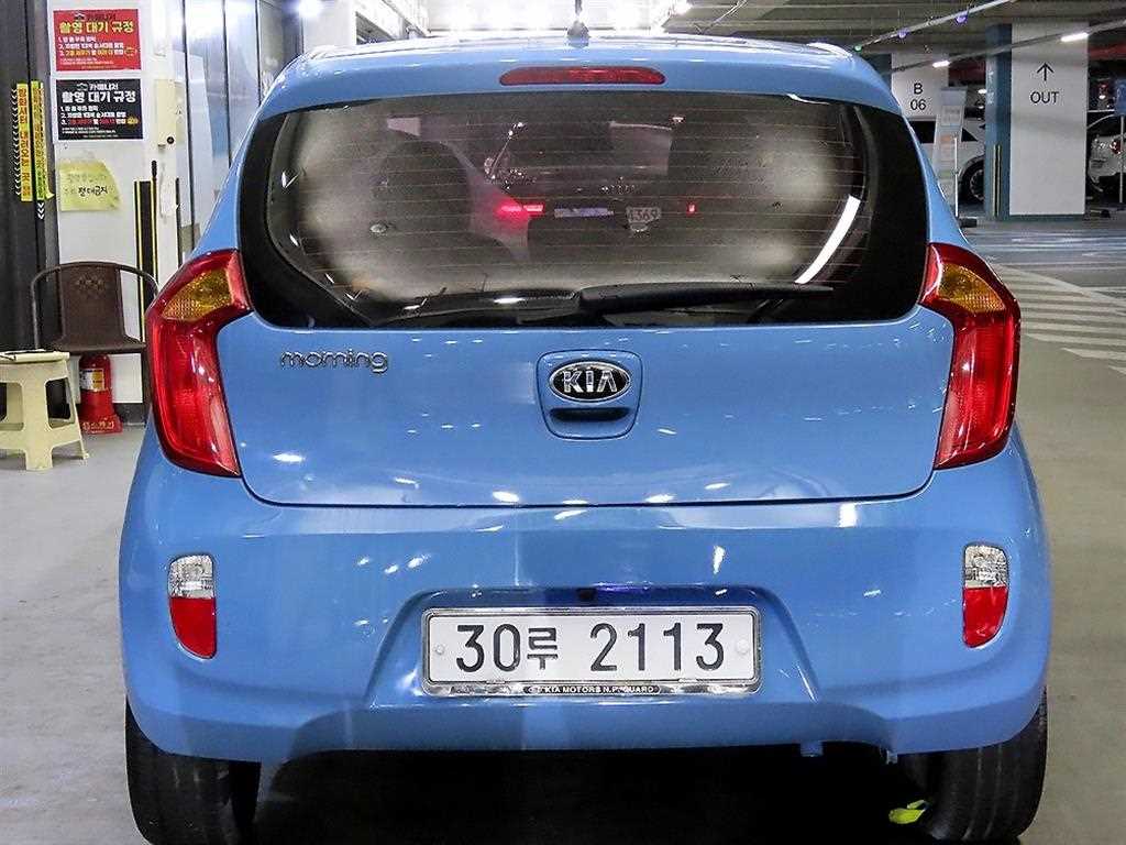 KIA Morning - Vista 5