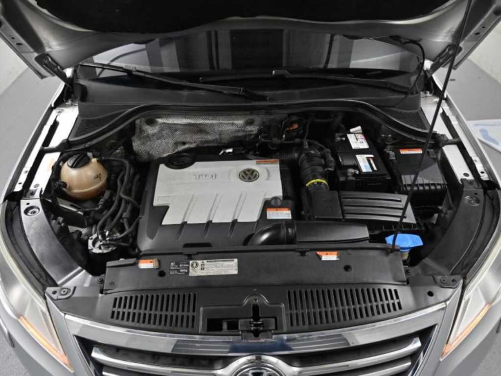 Volkswagen Tiguan - Vista 6