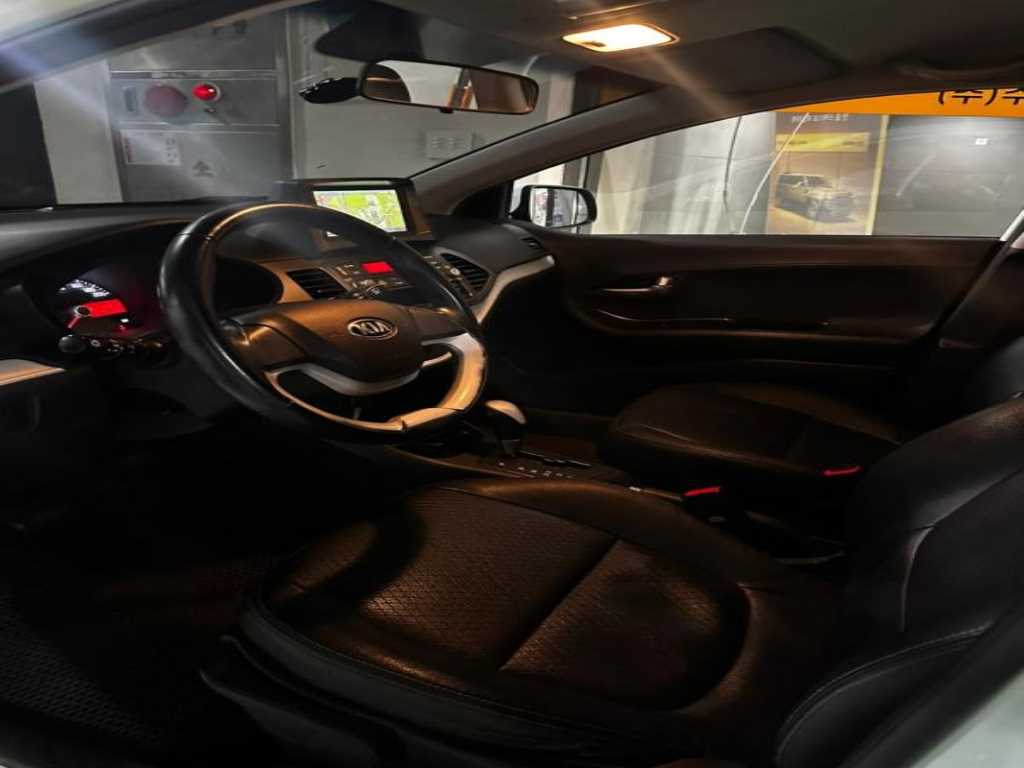 KIA Morning - Vista 8