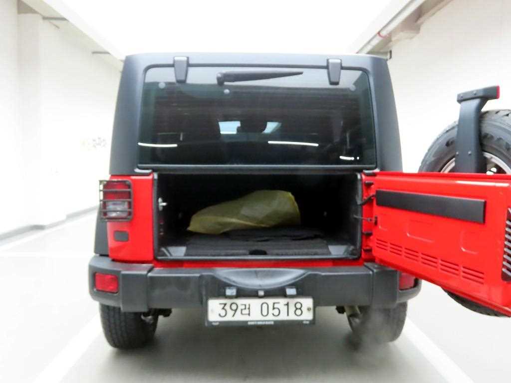 Jeep Wrangler - Vista 5