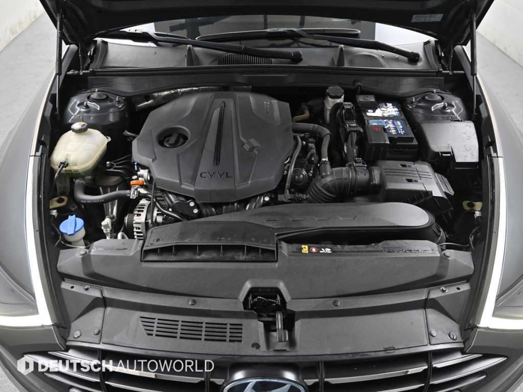 HYUNDAI Sonata - Vista 6