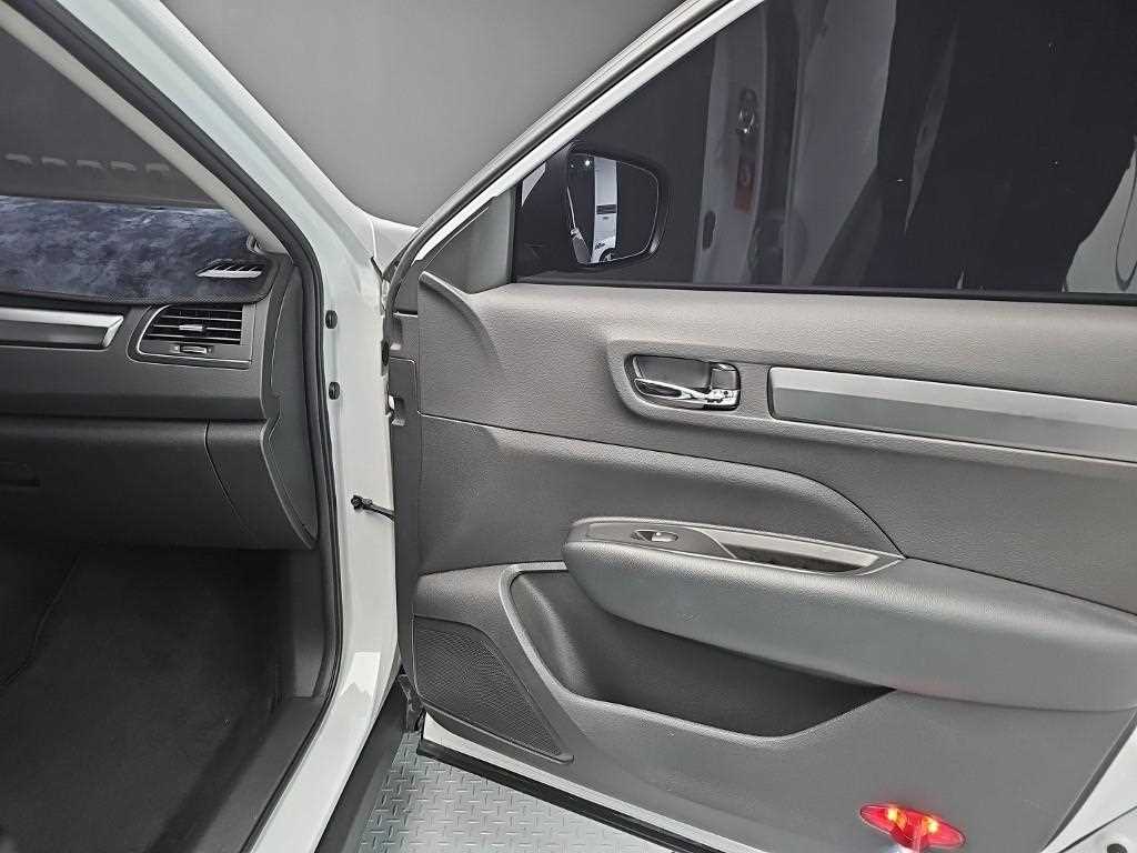 SAMSUNG QM6 2020 Blanco - Importación desde Corea - HF Imports Iquique - Foto 16