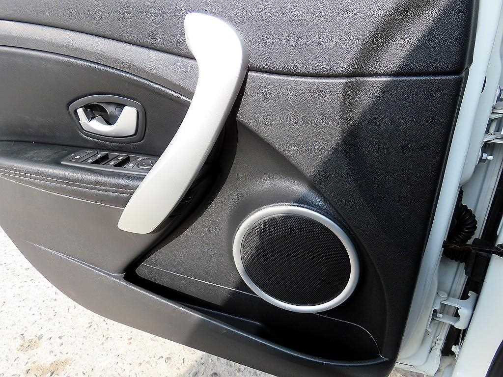 SAMSUNG SM3 - Vista 11