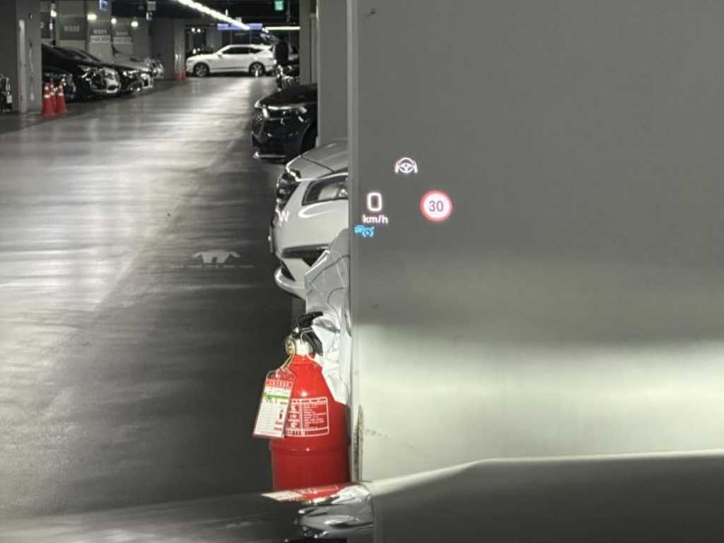 Mercedes Benz GLC Class - Vista 2