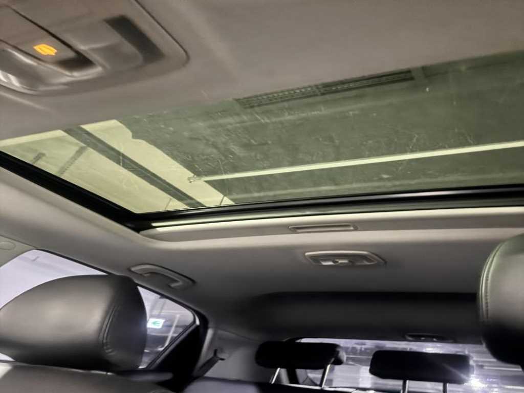 Ssangyong Korando - Vista 12