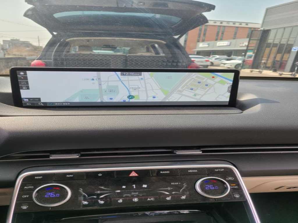 Genesis GV80 - Vista 6