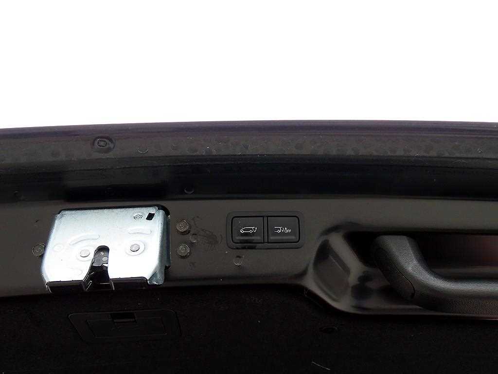 HYUNDAI Staria 2023 Negro - Importación desde Corea - HF Imports Iquique - Foto 18