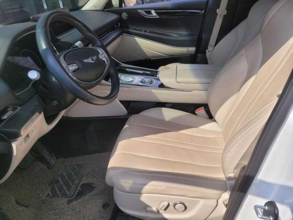 Genesis GV80 - Vista 4