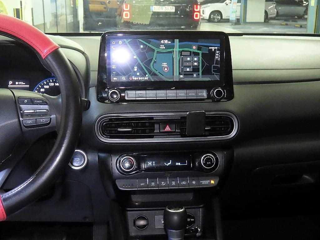 HYUNDAI Kona - Vista 11