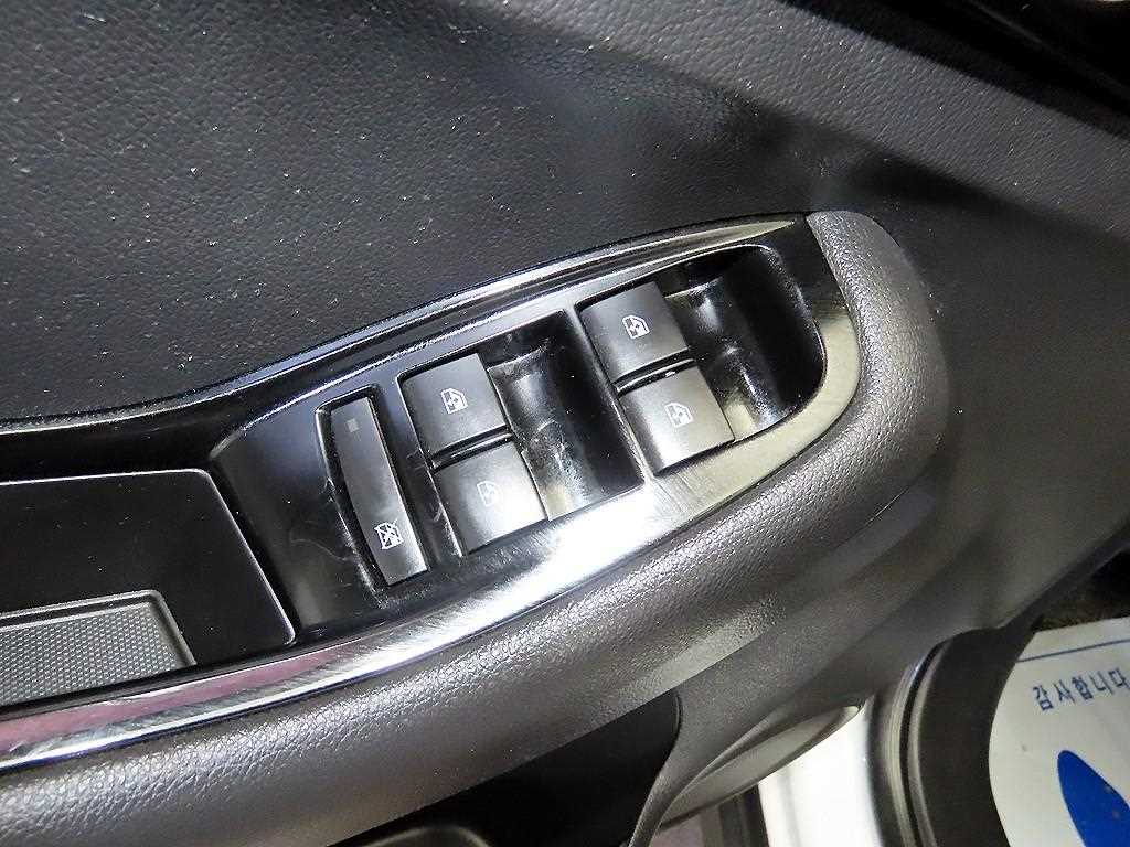 Chevrolet Orlando 2016 Blanco - Importación desde Corea - HF Imports Iquique - Foto 13