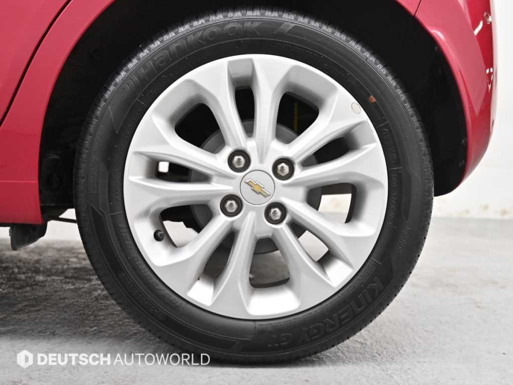 Chevrolet Spark - Vista 5