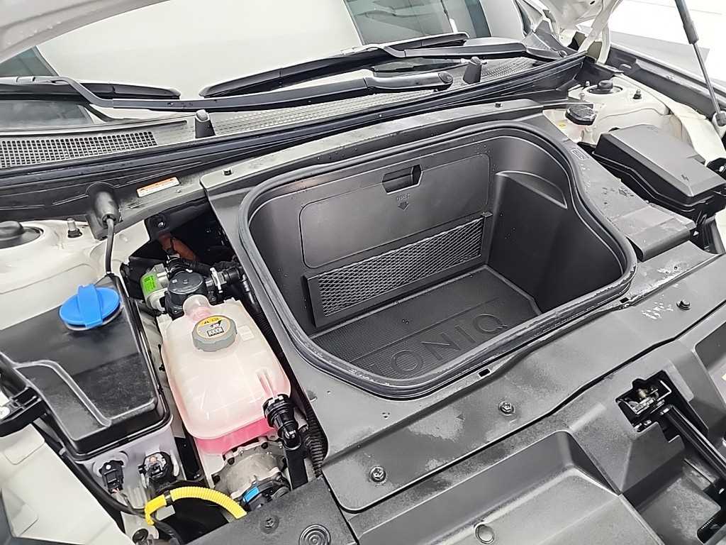 HYUNDAI Ioniq 6 - Vista 5