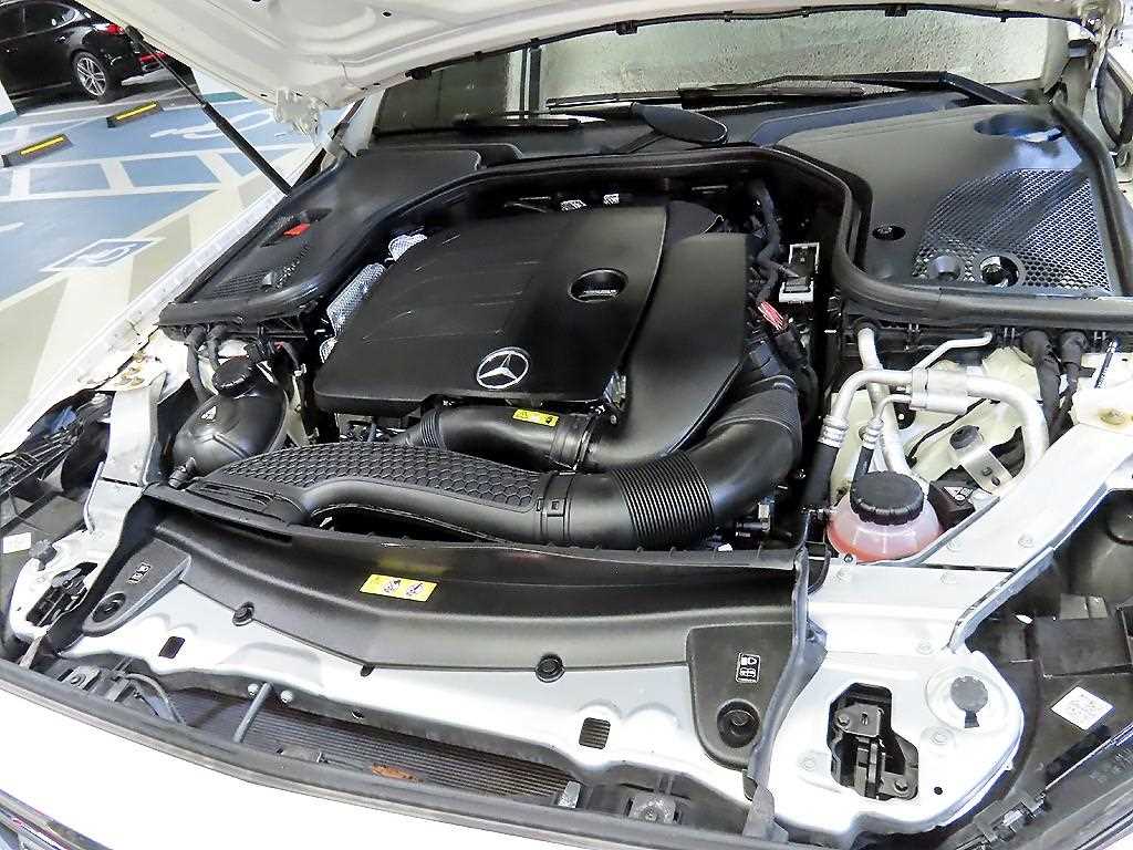 Mercedes Benz E class 2019 Blanco - Importación desde Corea - HF Imports Iquique - Foto 19