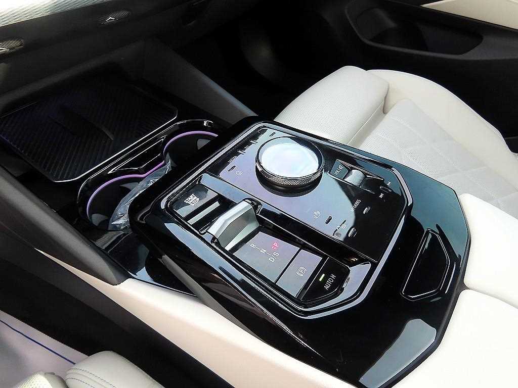 BMW 5 Series - Vista 11