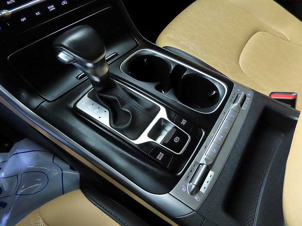 KIA Carnival 2023 Blanco - Importación desde Corea - HF Imports Iquique - Foto 13