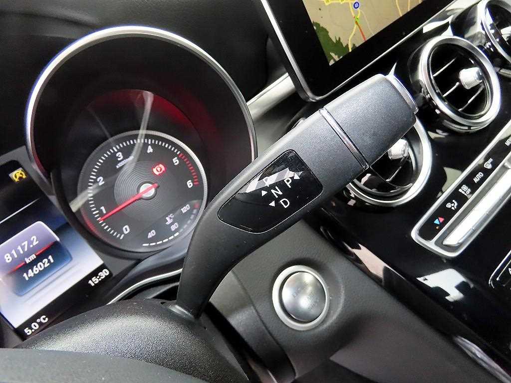 Mercedes Benz C Class - Vista 11