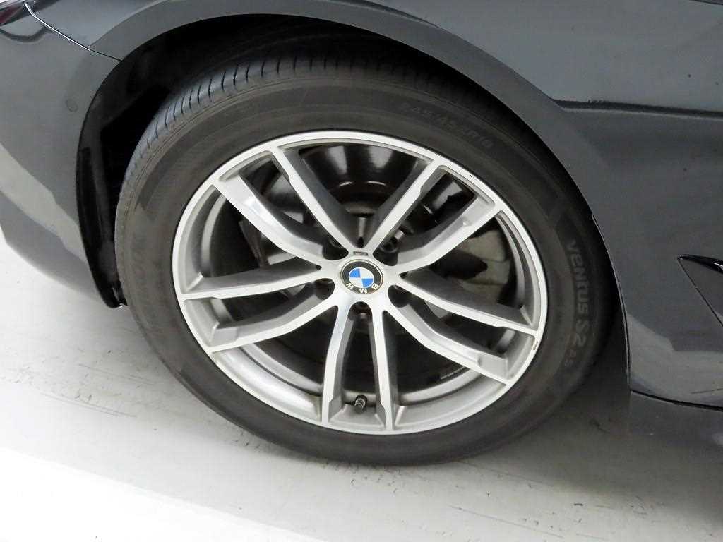 BMW 5 Series 2017 Negro - Importación desde Corea - HF Imports Iquique - Foto 19