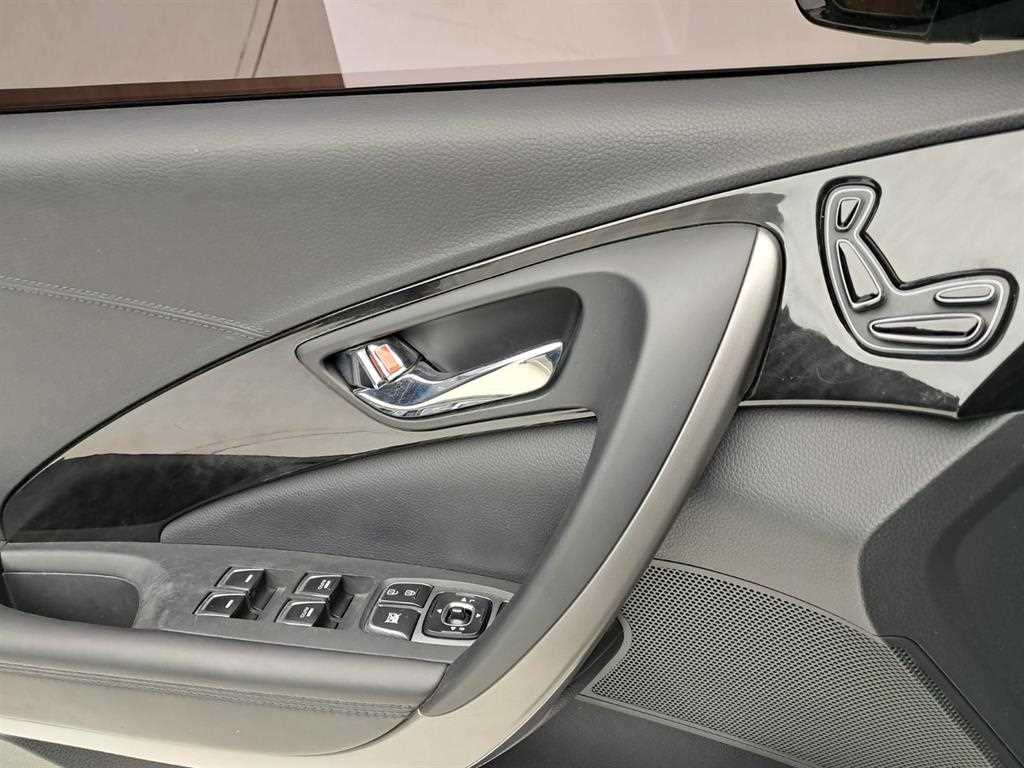 HYUNDAI Grandeur 2017 Negro - Importación desde Corea - HF Imports Iquique - Foto 13