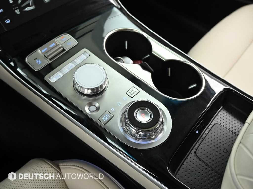 Genesis GV70 - Vista 9