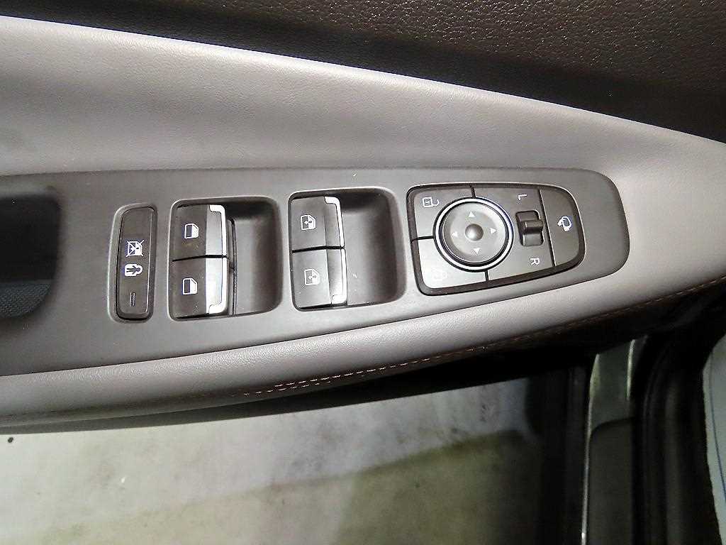 HYUNDAI Santa Fe 2019 Gris - Importación desde Corea - HF Imports Iquique - Foto 13