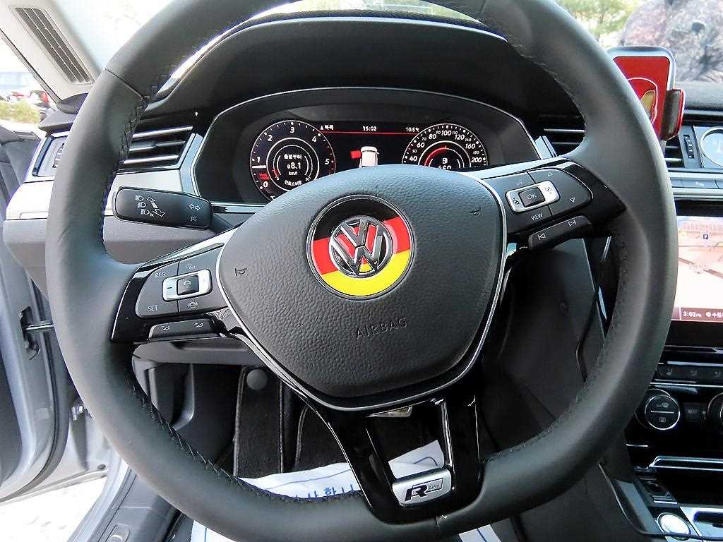 Volkswagen Arteon - Vista 8