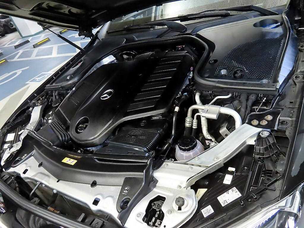 Mercedes Benz E class 2021 Negro - Importación desde Corea - HF Imports Iquique - Foto 19